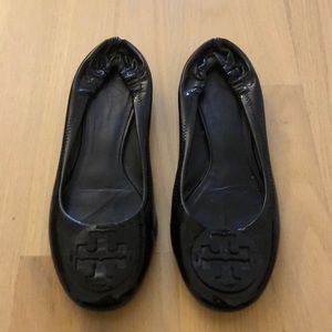 Tory Burch Logo Ballet Flat